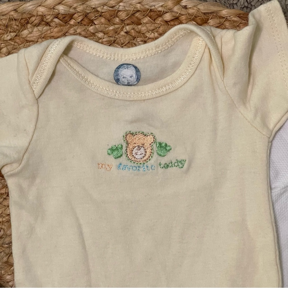Vintage 90s baby boy clothing bundle 100% cotton 0-3 months set, bibs, & onesies - Picture 3 of 15